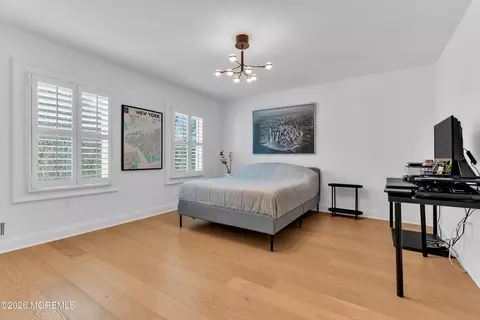 Bedroom - 4 Constitution Dr, Leonardo, NJ 07737 photo 9 of 10