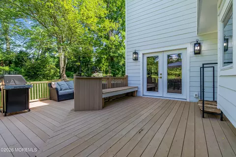 Exterior - 4 Constitution Dr, Leonardo, NJ 07737 photo 6 of 20