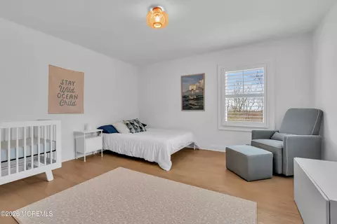 Bedroom - 4 Constitution Dr, Leonardo, NJ 07737 photo 7 of 10