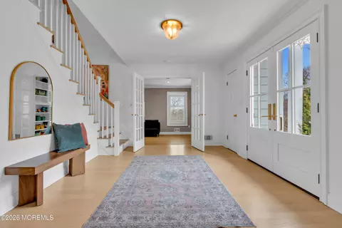 Entry Way - 4 Constitution Dr, Leonardo, NJ 07737 photo 3 of 8