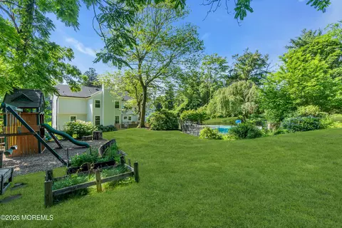 Exterior - 4 Constitution Dr, Leonardo, NJ 07737 photo 17 of 20