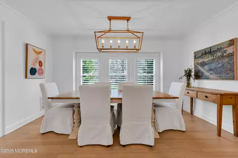 Dining - 4 Constitution Dr, Leonardo, NJ 07737 photo 1 of 3