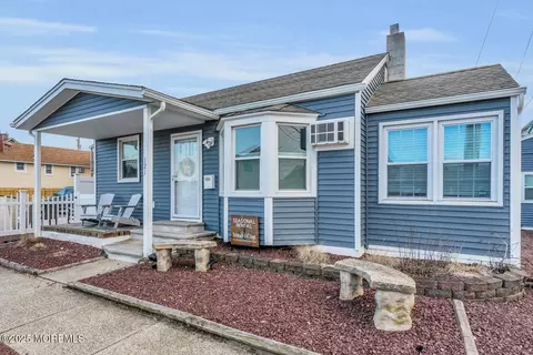 121 Lincoln Ave, Seaside Heights, NJ 08751