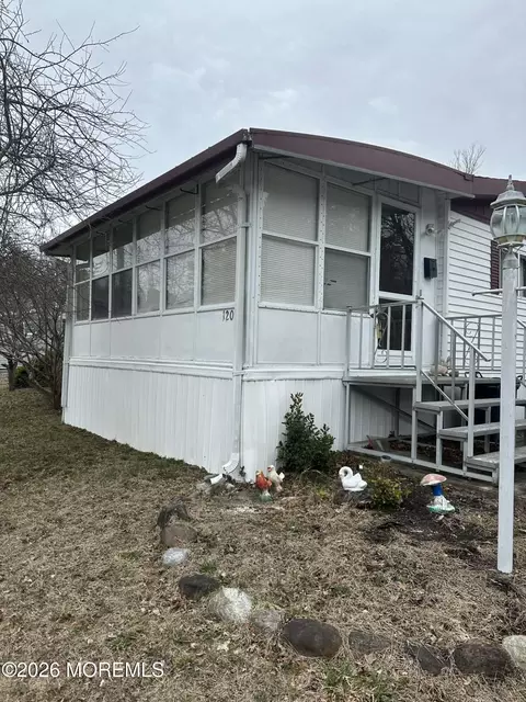 120 Cypress Ln, Barnegat, NJ 08005
