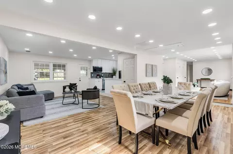 50 Westbrook Rd, Howell, NJ 07731