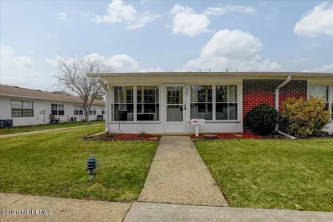 1199 Shetland Dr # A, Lakewood, NJ 08701