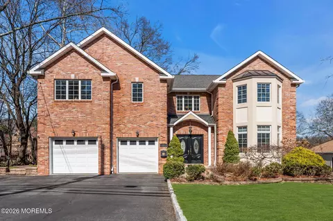 66 Ridge Ave, Park Ridge, NJ 07656