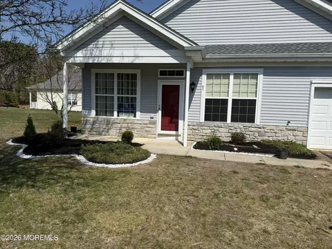 43 Osprey Pl, Barnegat, NJ 08005