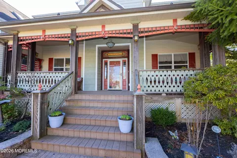 Exterior - 1525 Argonne Ave, Forked River, NJ 08731 photo 9 of 12