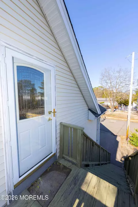 Exterior - 1525 Argonne Ave, Forked River, NJ 08731 photo 10 of 12