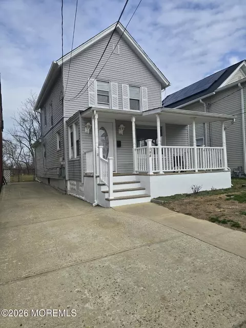 194 River St, Red Bank, NJ 07701