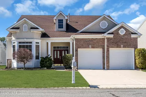 35 Spring Lake Blvd, Waretown, NJ 08758