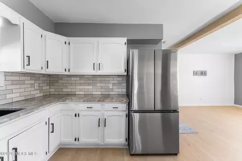 Kitchen - 304 Shepard Ave, Forked River, NJ 08731 photo 3 of 4