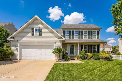 4 Branchwood Pl, Bayville, NJ 08721