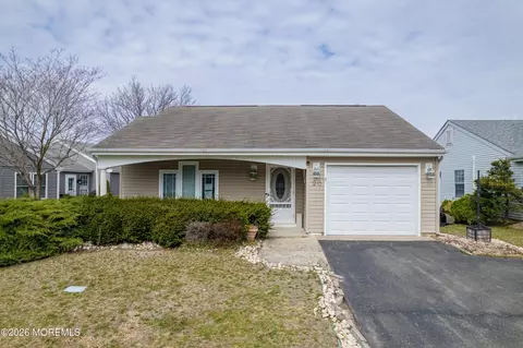 26 Normanton Ave, Manchester, NJ 08759