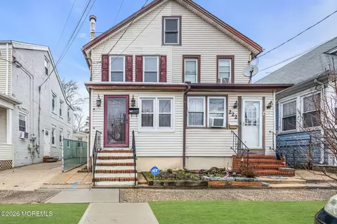 224 2nd St, South Amboy, NJ 08879