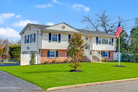 1304 W Magnolia Ave, Sea Girt, NJ 08750