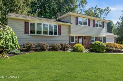159 Priscilla Dr, Lincroft, NJ 07738