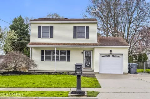 111 F St, Brick, NJ 08723