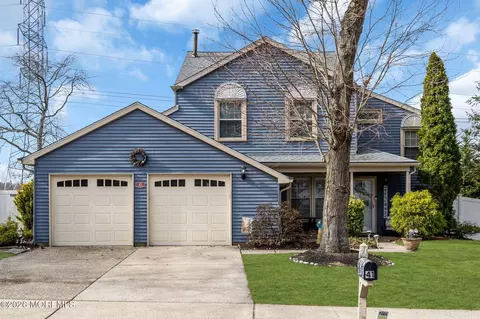 41 Concord Cir, Howell, NJ 07731