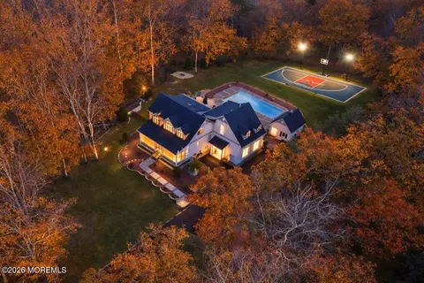 27 Carrs Tavern Rd, Millstone, NJ 08510