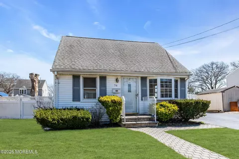 76 Compton Ave, Keansburg, NJ 07734