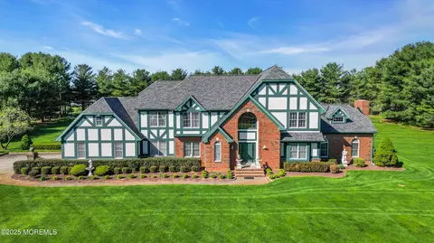 5 Pheasant Rd, Colts Neck, NJ 07722