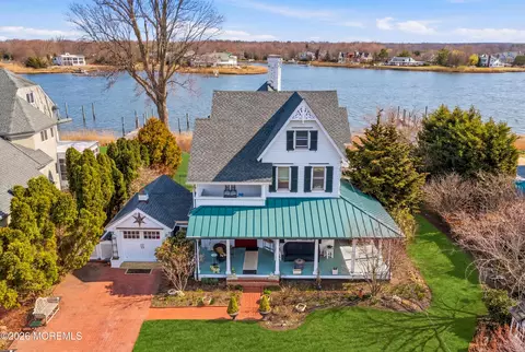 585 Little Silver Point Rd, Little Silver, NJ 07739
