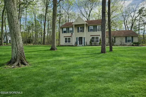4 Beech Ct, Jackson, NJ 08527 photo 2