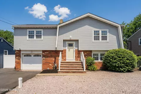 3148 Oceanic Dr, Toms River, NJ 08753