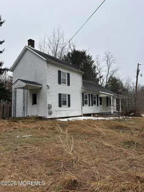 121 E Union Valley Rd, Monroe, NJ 08831