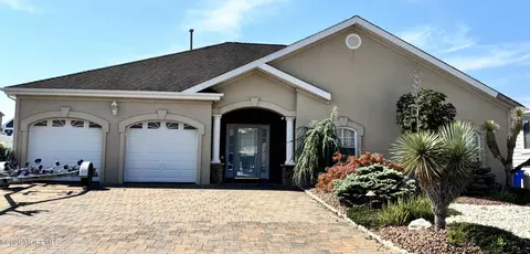 305 Aldo Dr, Toms River, NJ 08753