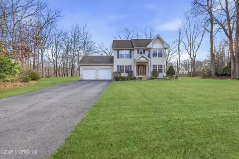 9 Stacy Ct, Jackson, NJ 08527