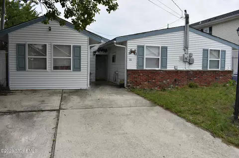 20 W Dory Dr, Little Egg Harbor, NJ 08087