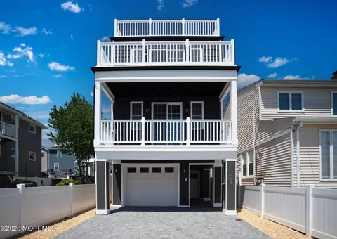 322 Lincoln Ave, Seaside Heights, NJ 08751