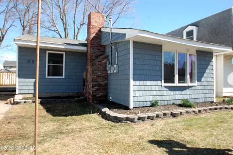807 6th St #A & B, Union Beach, NJ 07735