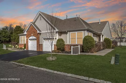 119 Burholme Dr, Hamilton, NJ 08691