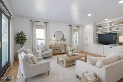 Living - 463 Cottrell Rd, Matawan, NJ 07747 photo 6 of 8