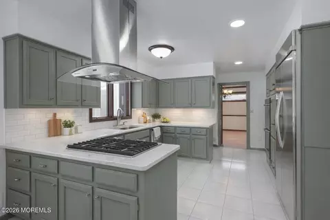 Kitchen - 463 Cottrell Rd, Matawan, NJ 07747 photo 1 of 2