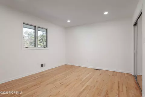 Bedroom - 463 Cottrell Rd, Matawan, NJ 07747 photo 4 of 4