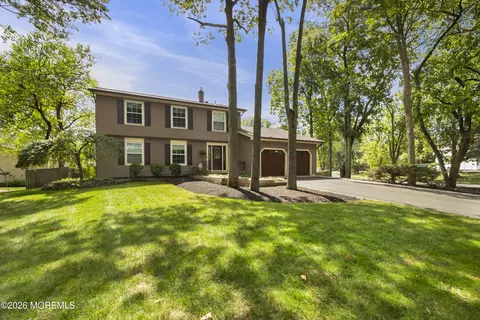 1 Hawthorn Rd, Piscataway, NJ 08854