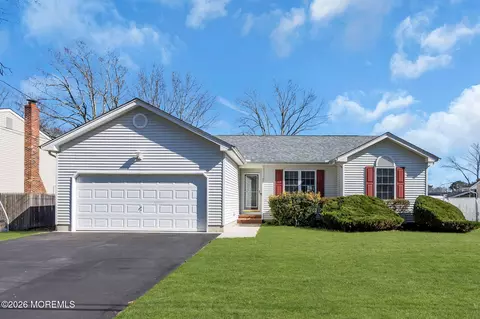 79 Saint Andrews Dr, Little Egg Harbor, NJ 08087