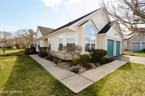 2531 Ridgemont Ct, Toms River, NJ 08755