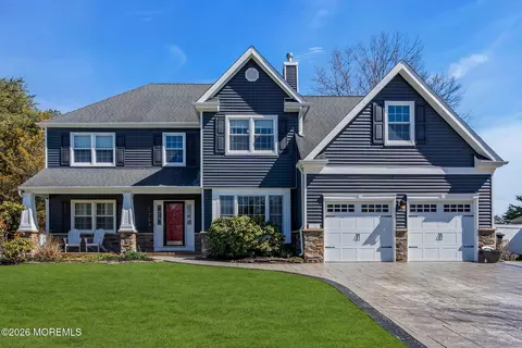 1359 Wave Crest Ct, Toms River, NJ 08753