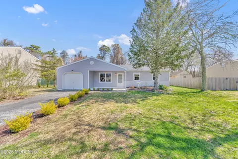 159 Revolutionary Rd, Little Egg Harbor, NJ 08087