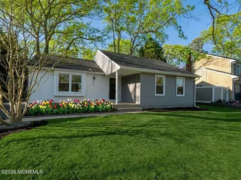 2365 Huckleberry Rd, Manchester, NJ 08759