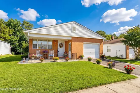 116 Orlando Blvd, Toms River, NJ 08757