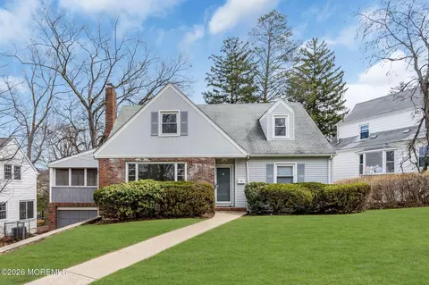 26 Dogwood Rd, West Orange, NJ 07052