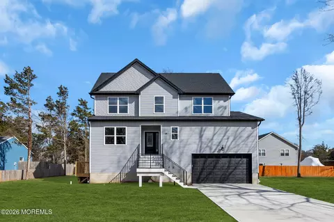 16 Plantation Dr, Little Egg Harbor, NJ 08087