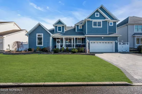Exterior - 706 Fairview Ln, Forked River, NJ 08731 photo 3 of 8